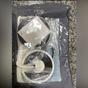 Ring Plug-in mount for floodlight camera